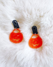 Load image into Gallery viewer, Trick-Or-Treat Earrings