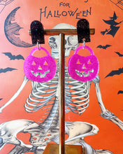 Load image into Gallery viewer, Trick-Or-Treat Earrings