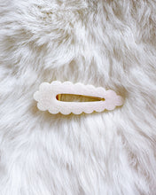 Load image into Gallery viewer, Dreamland Pearl Hair Clips