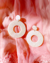 Load image into Gallery viewer, Dreamland Pearl PJ Hoop Earrings