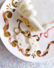 Load image into Gallery viewer, Dreamland Pearl Dolly Earring