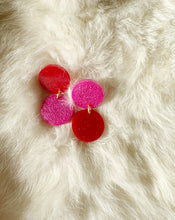 Load image into Gallery viewer, Lovely Clara Earrings