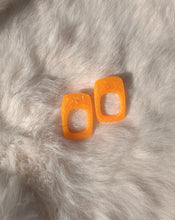 Load image into Gallery viewer, Spring Fling Sandra Earrings