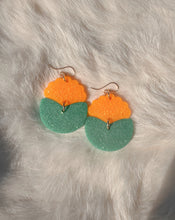 Load image into Gallery viewer, Spring Fling Solange Earrings