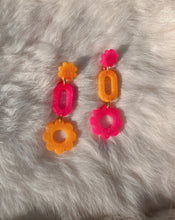 Load image into Gallery viewer, Spring Fling Demy Earrings