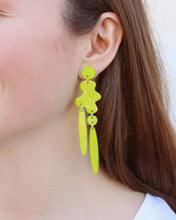 Load image into Gallery viewer, Verdant Solid Orla Earrings