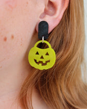 Load image into Gallery viewer, Trick-Or-Treat Earrings