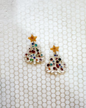 Load image into Gallery viewer, Vintage Rhinestone Christmas Tree Earrings