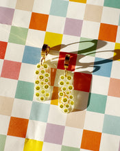 Load image into Gallery viewer, Smiley Daisy Nathalie Earrings