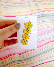 Load image into Gallery viewer, Garden Party Yellow Daisy Hair Clips