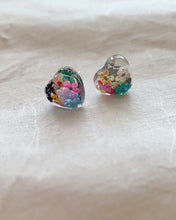 Load image into Gallery viewer, Flower Power Peggy Earrings