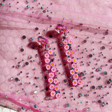 Load image into Gallery viewer, Garden Party Pink Daisies Sarah Earrings