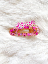 Load image into Gallery viewer, Pink Smiley Faces Hair Clips