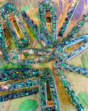 Load image into Gallery viewer, Festum Hair Clips