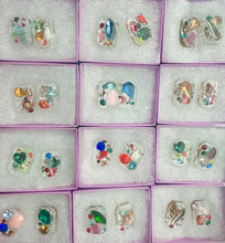 Load image into Gallery viewer, Vintage Rhinestones Hyuna Earrings