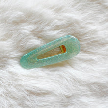 Load image into Gallery viewer, Mint UV Hair Clips