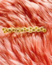 Load image into Gallery viewer, Smiley Daisy Hair Clips