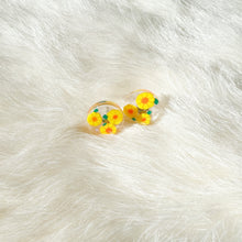 Load image into Gallery viewer, Garden Party Yellow Daisy Denise Post Earrings
